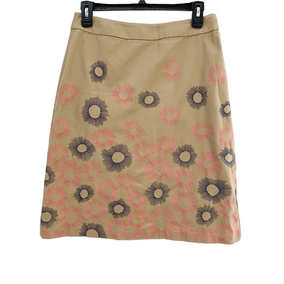 Boden Stitch Burst Embroidered A-Line Skirt, Size 6R - Picture 2 of 11